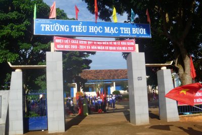 Lễ đón nhận bằng công nhận trường chuẩn quốc gia mức độ 1 (Năm học: 2012 – 2013)